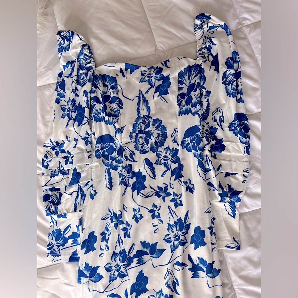 Never wore floral dress size medium